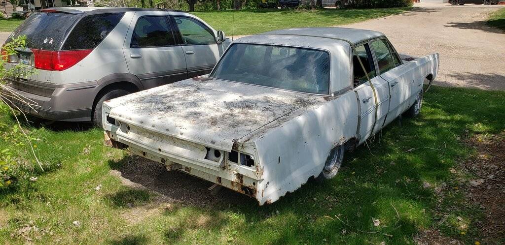 1968 Plymouth Fury III 4dr for parts.jpg