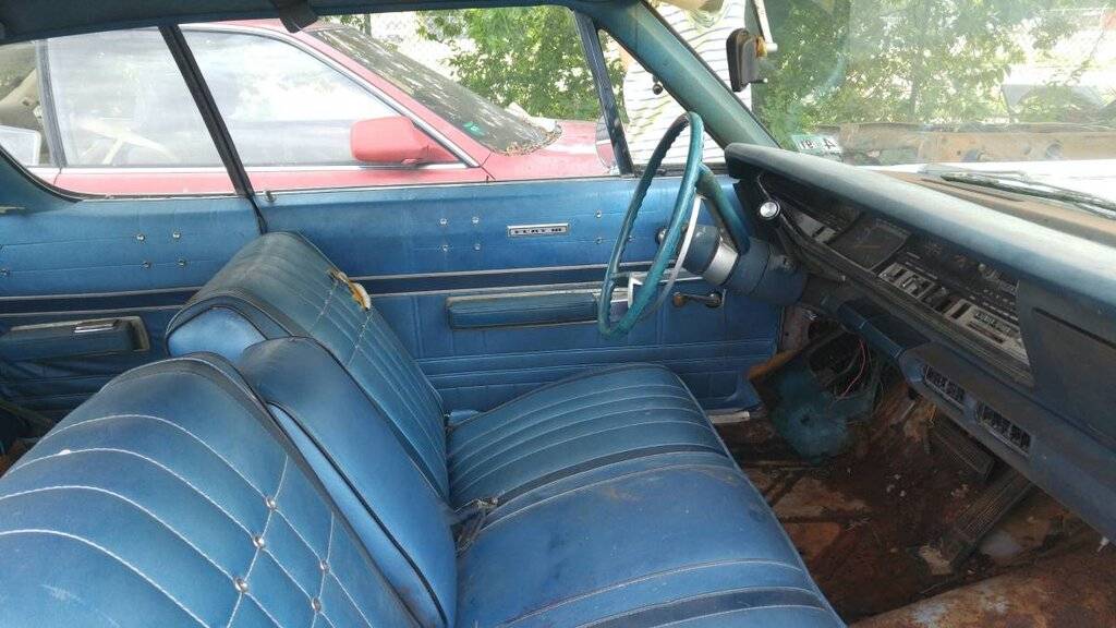 1968 Plymouth Fury III - $975 (La Salle).003.jpg