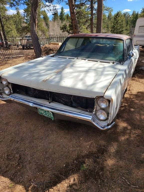 1968 Plymouth Fury III Fastop 383 Auto.001.jpg