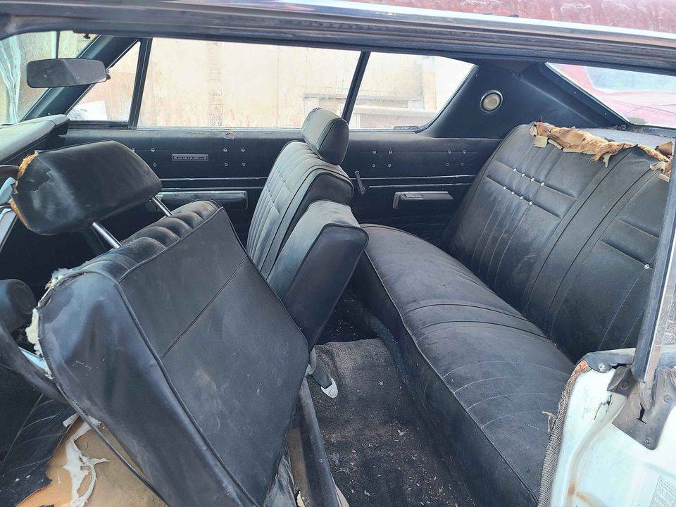 1968 Plymouth Fury III Fastop 383 Auto.004.Headrests.jpg