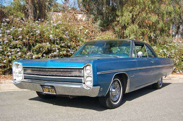 1968 Plymouth Fury III - In California.001.jpg