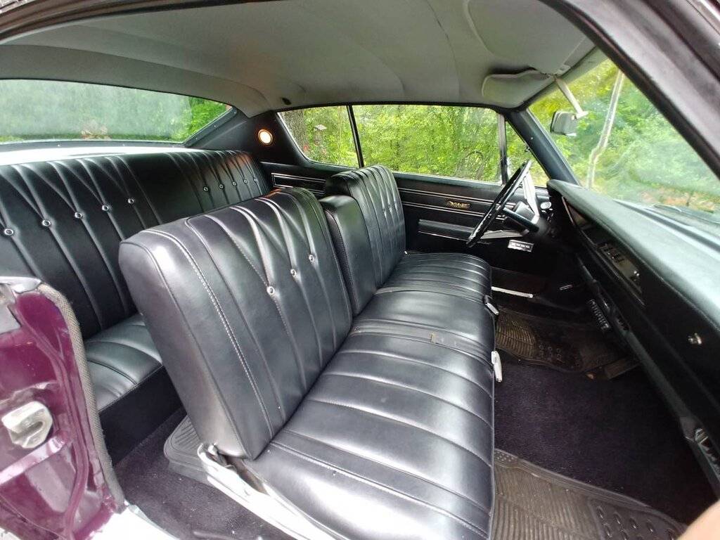1968 Plymouth VIP - $16500.011.jpg