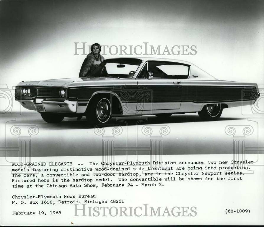 1968-Press-Photo-The-Chrysler-Newport-Hardtop-model.jpg