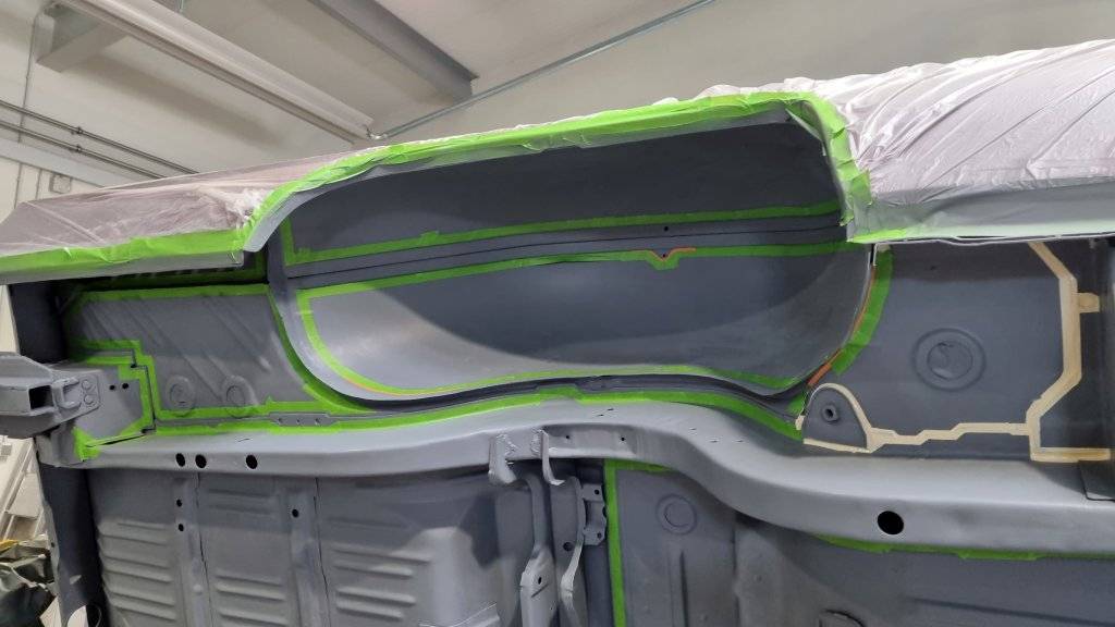 1969 Imperial_Seam-Sealing_Underside_04.jpg