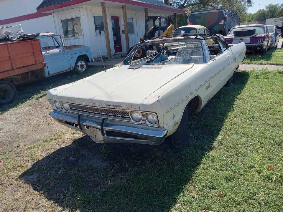 1969 Plymouth Fury $800 Wellington KS FB (Ragtop).www.facebook.com.001.jpg