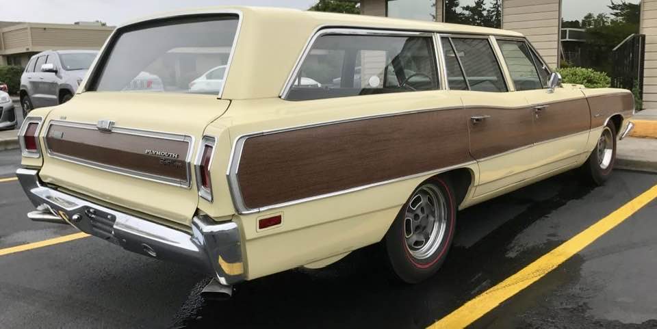 1969 Plymouth SPORT Satellite wagon,426 Hemi,4 speed.007.jpg