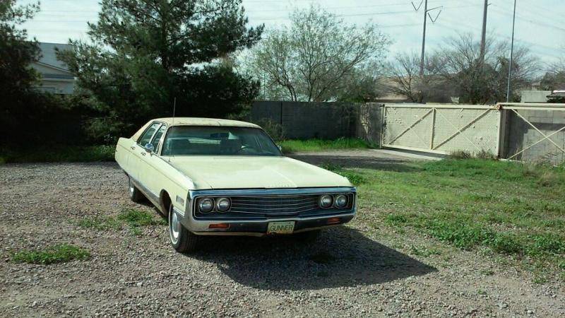 1970 Chrysler New Yorker.jpg