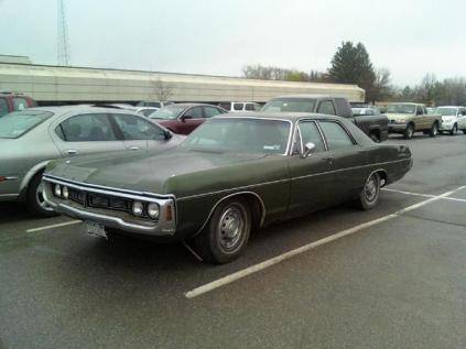 1970 Dodge Polara.jpg