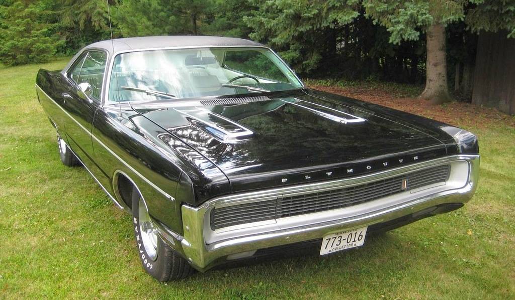 1970_Plymouth_Sport_Fury_GT_-_Black_023com-1.jpg
