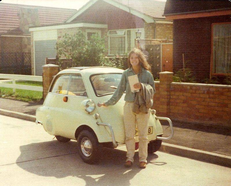 1970s-women-automobiles-15.jpeg