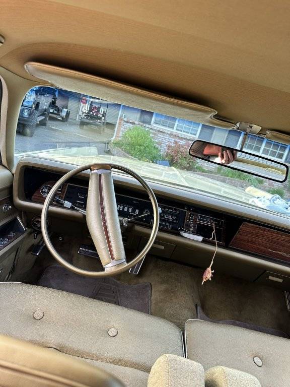 1971 Imperial 9a.jpg