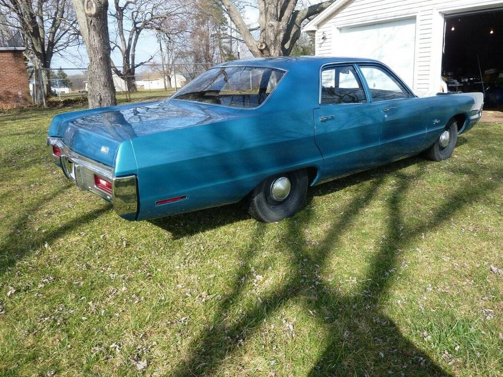 1971 Plymouth Fury I 4dr 6cyl 3spd.005.jpg