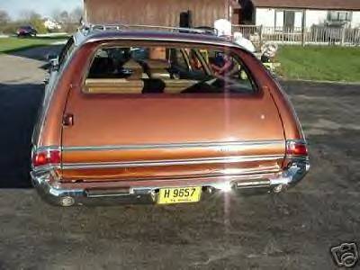 1971 plymouth fury wagon rear.jpg