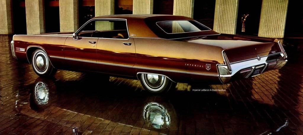 1972 Imperial LeBaron ad double striped whitewalls.jpg
