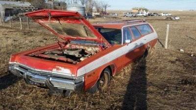 1972 Monaco Wagon 1.jpg