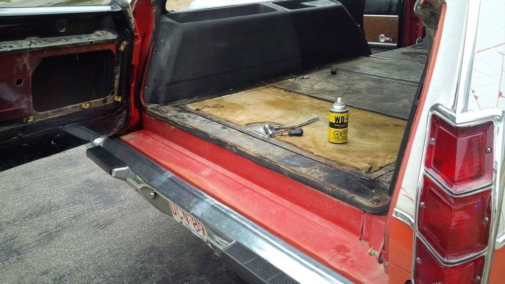 1972 Monaco Wagon 48q.jpg