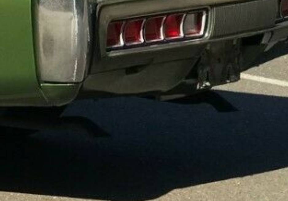 1972 PLYMOUTH FUREY GRAN COUPE.003.Tailpipes.ENLARGE.jpg