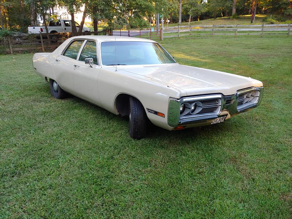 1972.Plymouth.Fury.III.4dr.Sdn.Special.Order.002.jpg