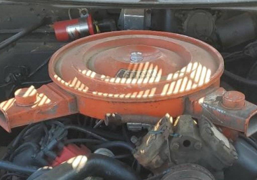 1972 Plymouth Fury III 4dr Sedan PH41T2F186419 VIN 440 Air Cleaner View Enlarge.jpg