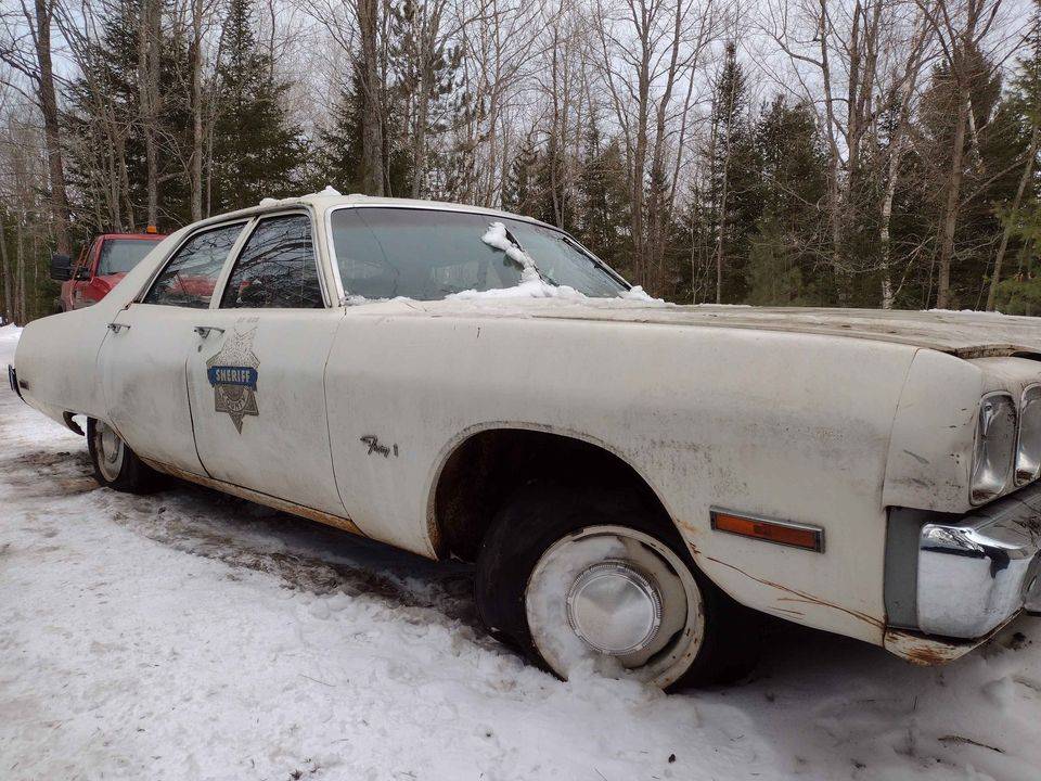 1973 Plymouth Fury I 4dr PK41 $4,000 Mt Clemens MI.001.jpg