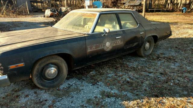 1974-plymouth-fury-440-hp-real-police-car-dukes-of-hazzard-blues-brothers-1[1].jpg