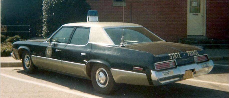 1974 Plymouth Fury Police 440 North Carolina Highway Patrol.012.jpg
