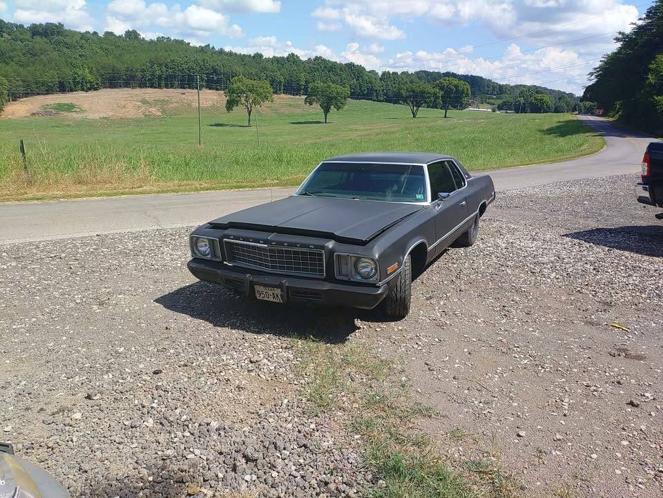 1975 Plymouth Gran Fury 360 2dr $7,500 Dandridge TN.002.jpg