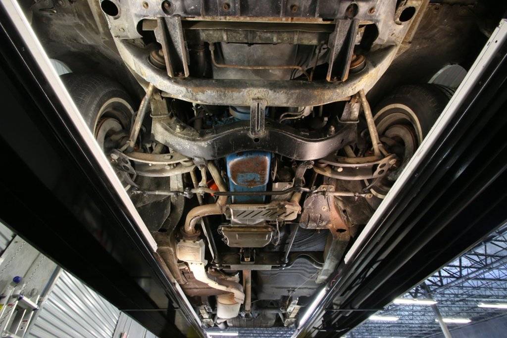 1977 PLYMOUTH GRAN FURY.UNDERSIDE.ENGINE.360ci.CATS.jpg