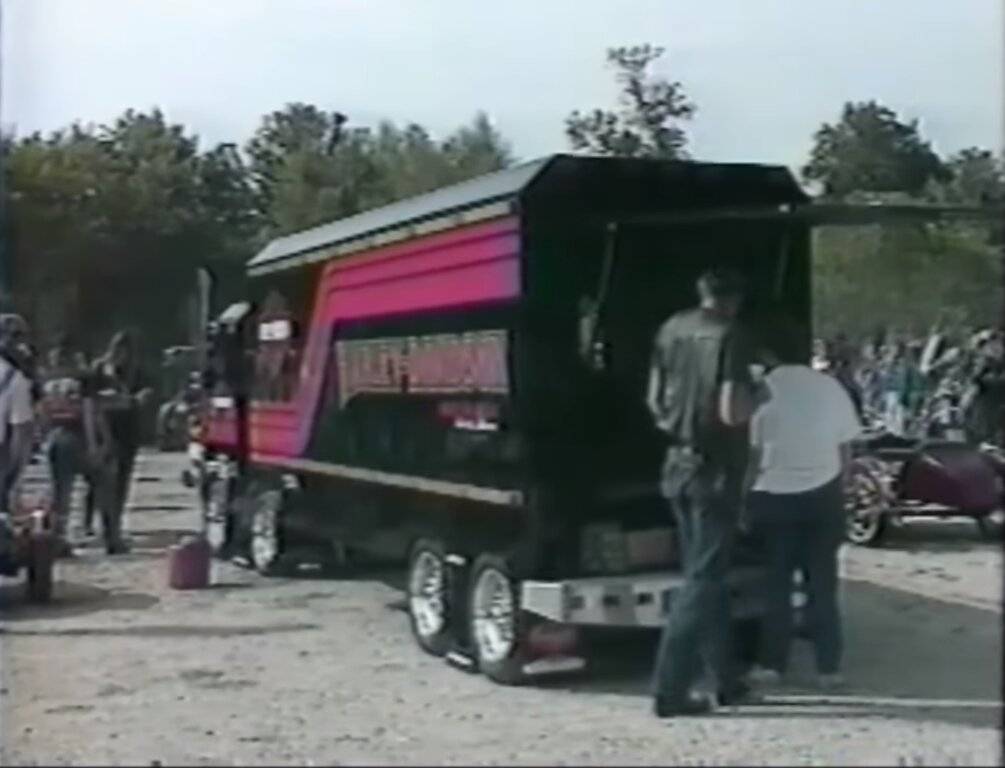 1990.Sturgis.Harley.Tractor.Trailer.002.jpg