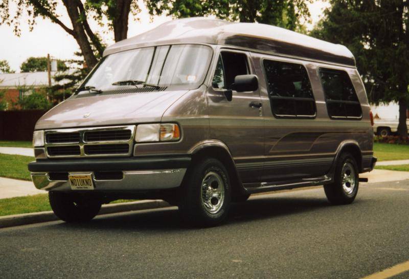 1997 Van left front017.jpg