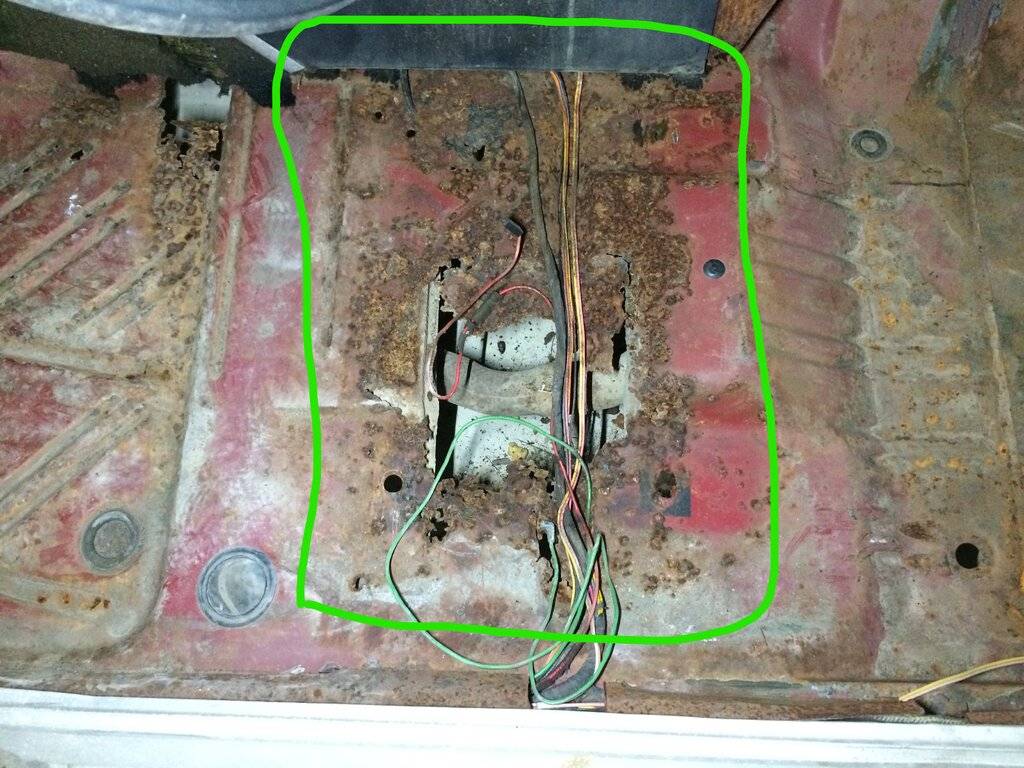 1Drivers Under Seat_LI.jpg