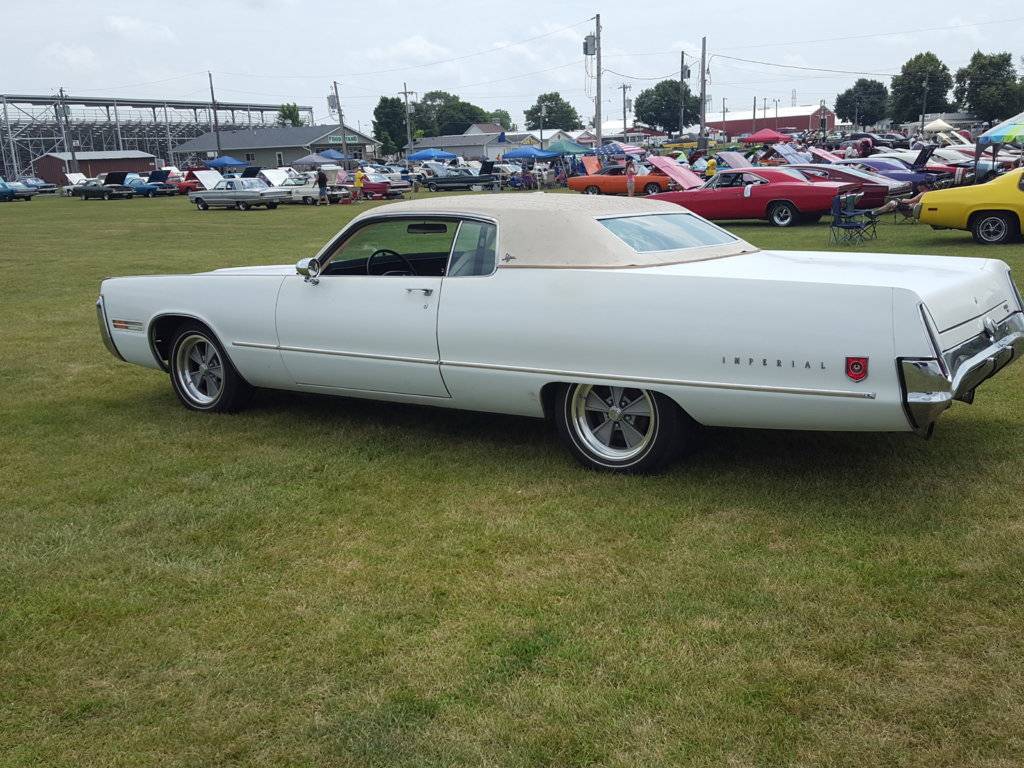 2016 CMC show 72 Imperial 1.jpg