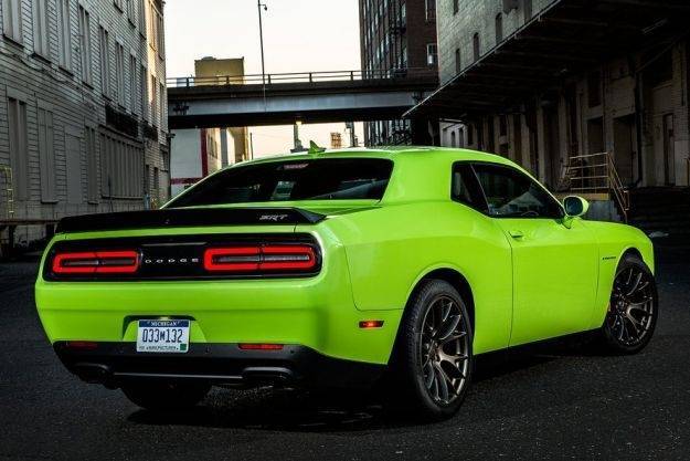 2016-Dodge-Challenger-SRT-Hellcat-Back.jpg