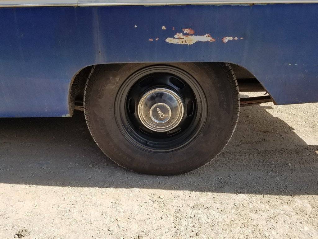 cop wheels and dog dish cap For C Bodies Only Classic Mopar Forum