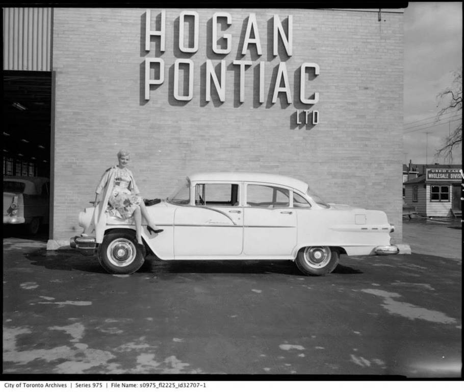 201718-hogan-pontiac-1956.jpg