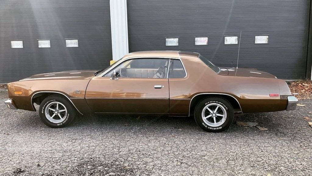 2022-11-15 Jour d'entreposage à Gandby du Plymouth fury Hardtop 318 1977_4a.JPG