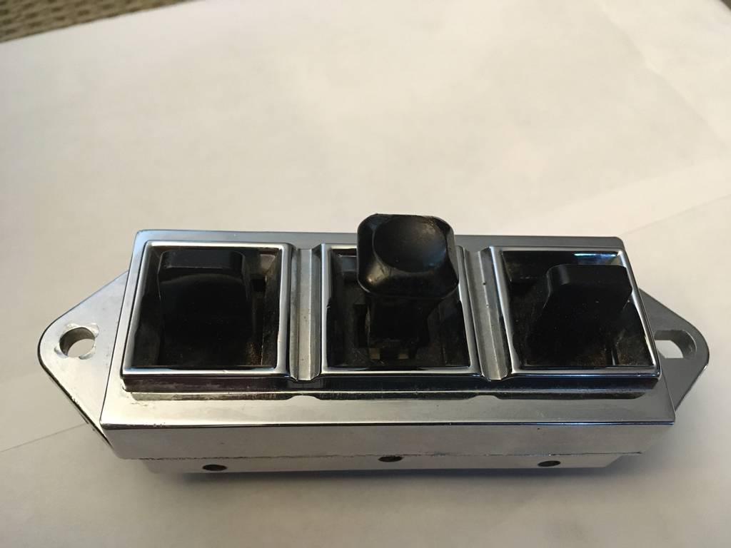 2928202 power seat switch.jpg