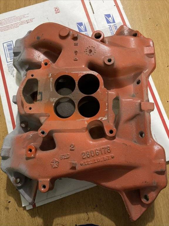 440 intake manifold.jpg