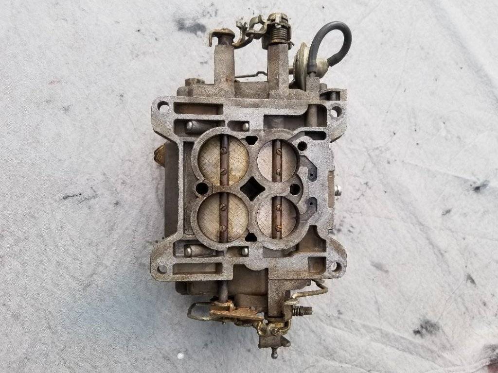 4401carb3.jpg