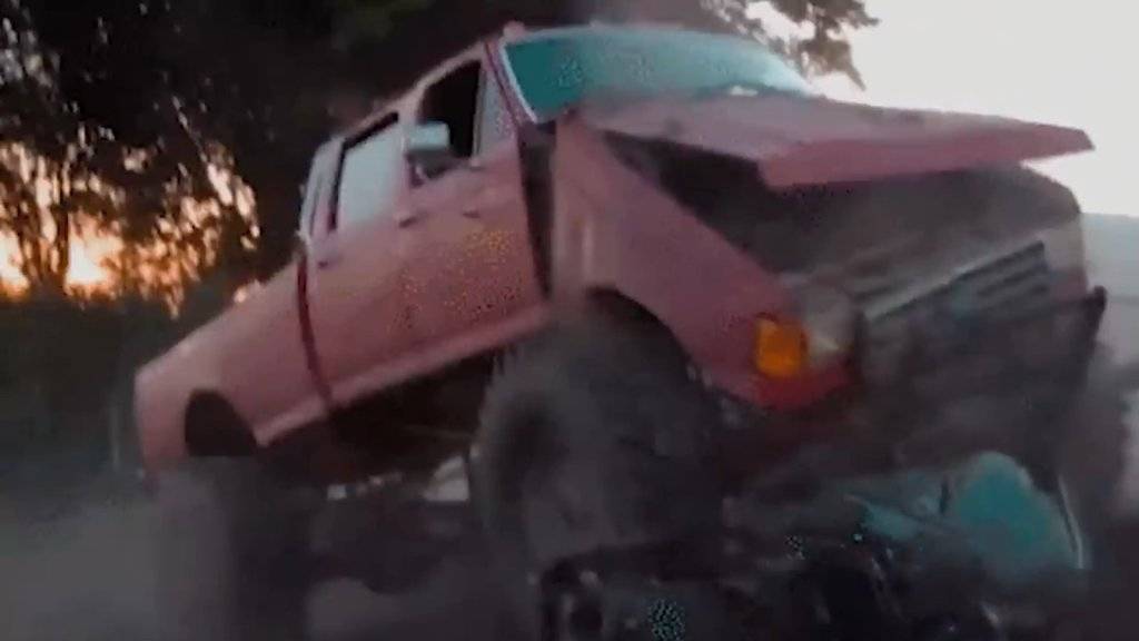 5 MODS that RUINED our trucks_00_01_02_03.jpg