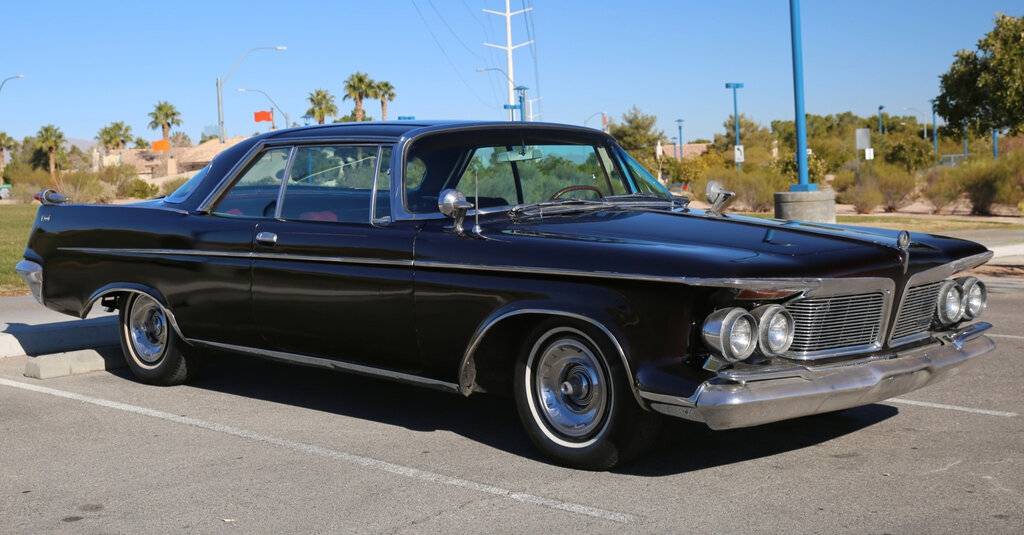 5c2120b21d96c_chrysler_crown_imperial_154465849195d565ef66e7d1962-Imperial-24.jpeg