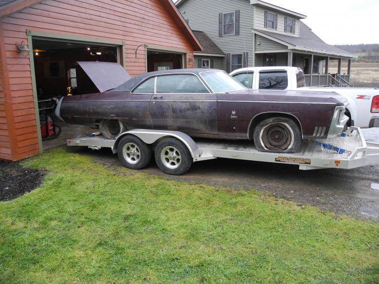 60 Imperial coupe 005.jpg