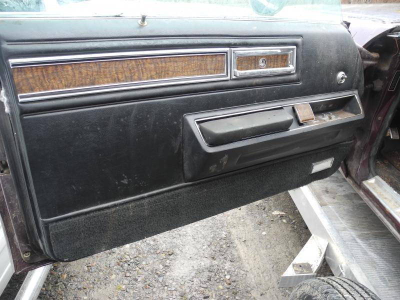 60 Imperial coupe 006.jpg