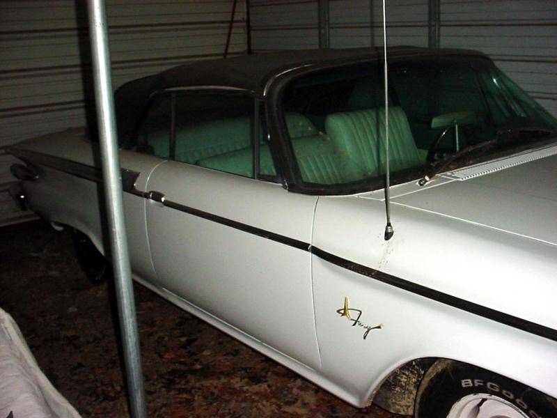 61 fury vert right side (Large).jpg