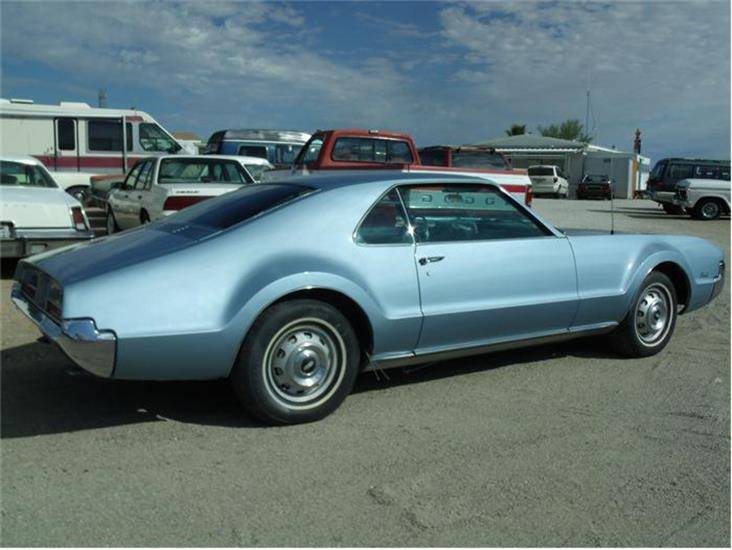 6124-1966-oldsmobile-toronado-srcset-retina-sm.jpg