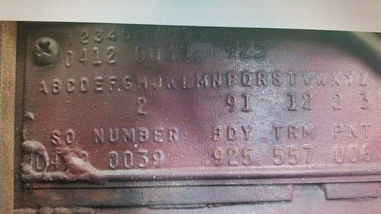 62 Crown Imp Conv viewing a thread.jpg