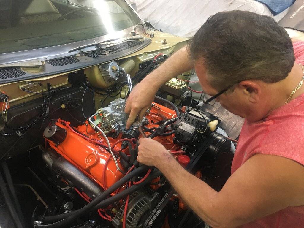 62620 Engine putting distributor in.JPG