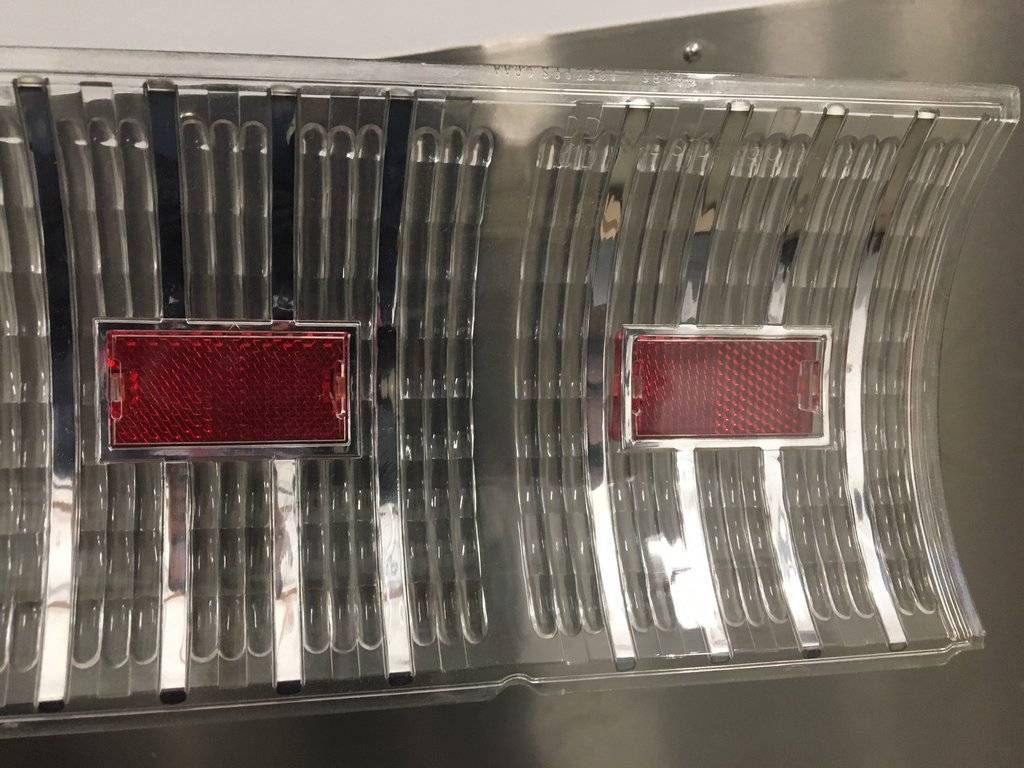 65 chry clear lens close up.JPG