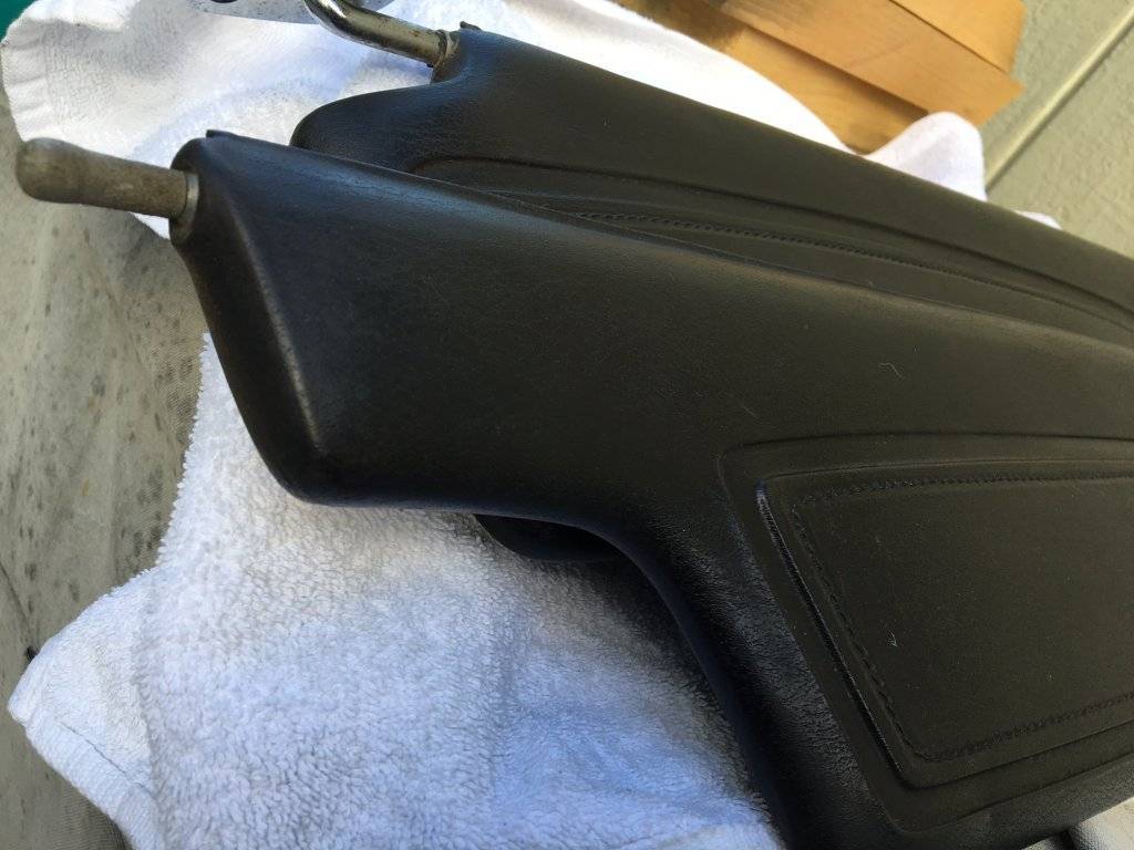 66 68 visor blk 6.JPG