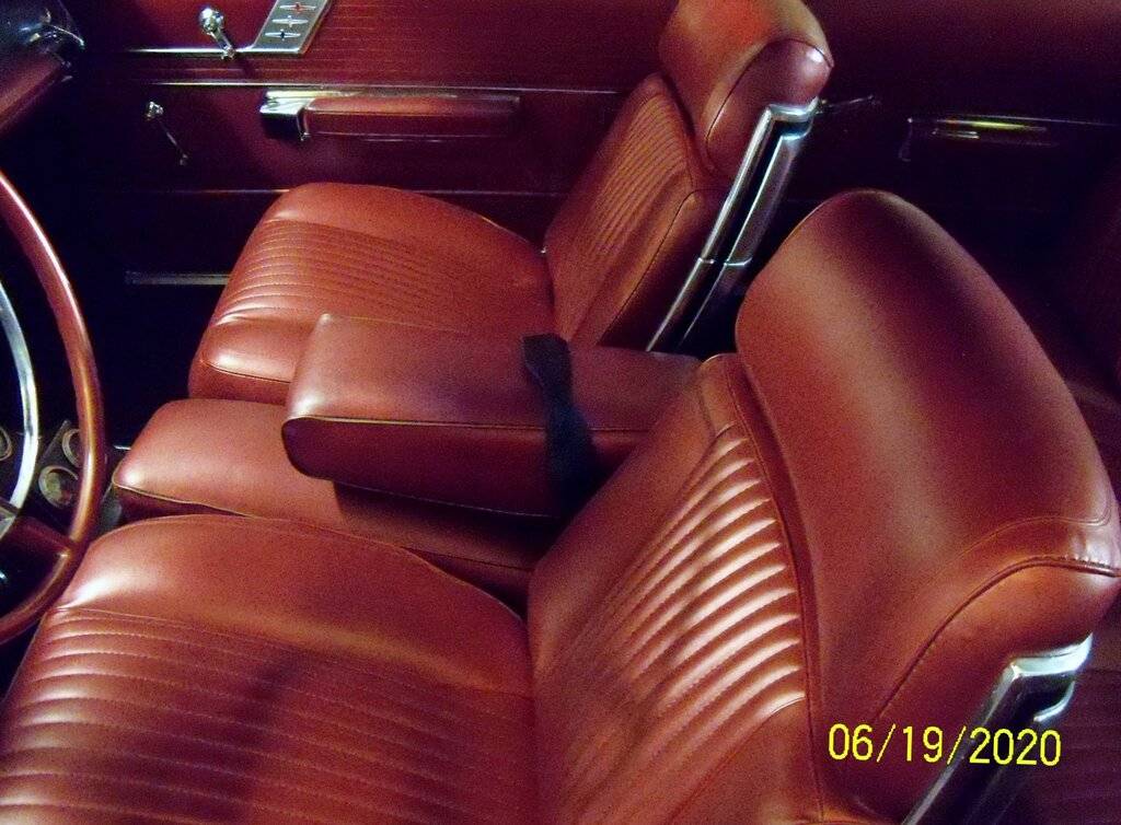 66 Chrysler 300 Front Seats.JPG